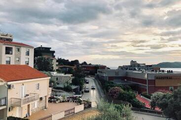 پانسیون Apartmani Kažanegra33