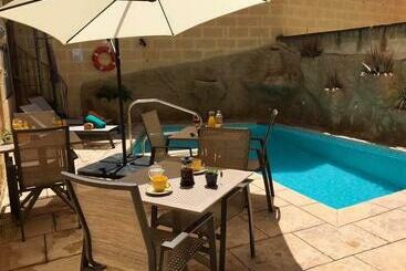 Bed and Breakfast Ta Marie Merhba