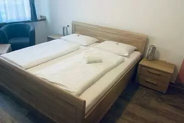 Hotelli Brauhaus Zur Krone