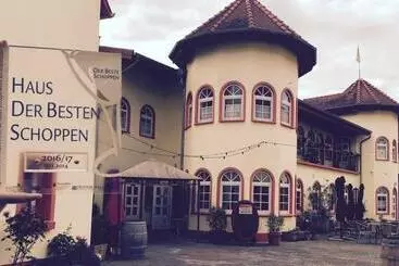 ホテル Weinschlößchen Im Weingut Roos