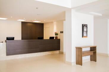 Otel Intercity Shopping Gravatai