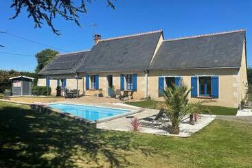 ベッドアンドブレックファースト Chez Aurélie & Sacha