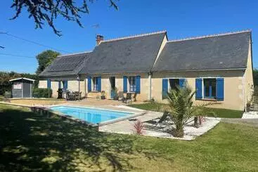 ベッドアンドブレックファースト Chez Aurélie & Sacha