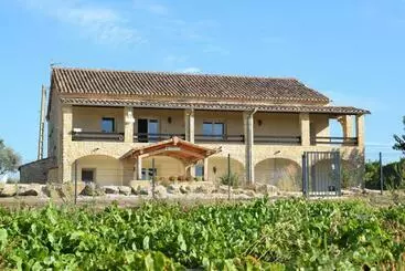 Aamiaismajoitus (B&B) L Arbre Qui Chante