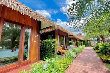 Resort เทียนหอม อัมพวา รีสอร์ท