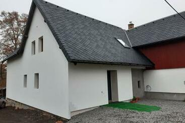 Aamiaismajoitus (B&B) Odal Hawaii Sro Ubytování Vzdělávání