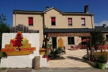 بنسيون Le Sapin Rouge, Chambres D Hôtes Restaurant Bar