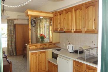 游客公寓 Manganas Studios