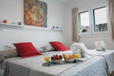 Marqués de Guadiaro 1 Apartamentos