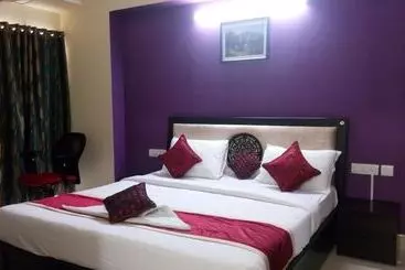 Aparthotel Rishon Suite