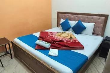 هتل Holiday Inn Paradise