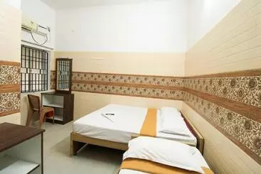 Hotel Just Guest House, Chennai Airport