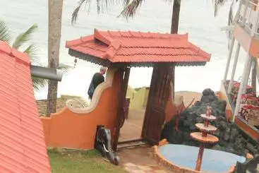 Hotel Woodhouse Beach Resort