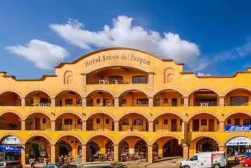 فندق Arcos Del Parque