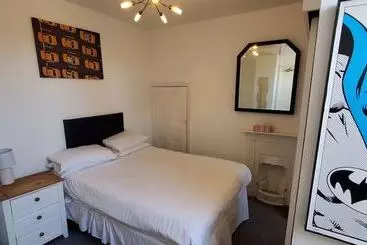 펜션 Diamonds Guest House