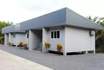 Hostel หมอกยามเช้า กะปง รีสอร์ท