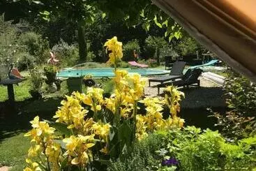 Aamiaismajoitus (B&B) Au   Bord Des Landes