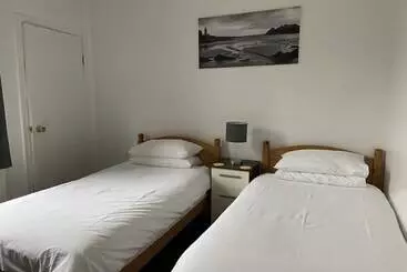 צימר Blinkbonnie Guest House