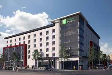 Szálloda Holiday Inn Express & Suites Oshawa Downtown   Toronto Area, An Ihg