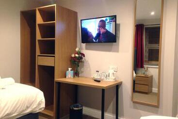 ホテル The Wheatsheaf