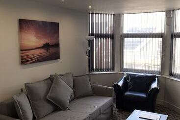 ツーリストアパートメント Shores Holiday Apartments