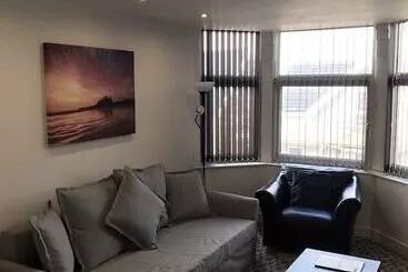 ツーリストアパートメント Shores Holiday Apartments