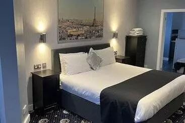 Turistihuoneistot Shores Holiday Apartments