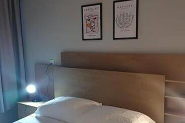 Apart Hotel América