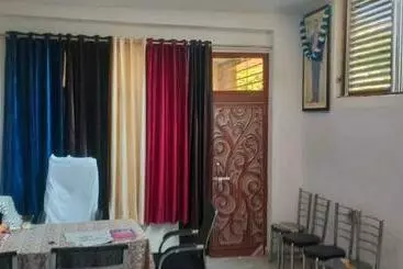 Hotel Spot On Dream In