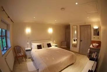 Bed and Breakfast The Live And Let Live