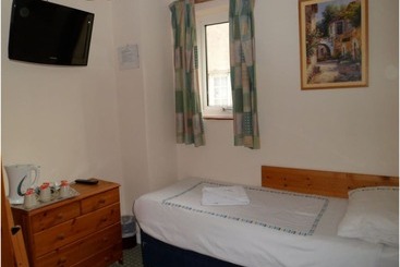 Pansiyon Carlton Lodge