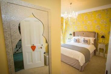 דירה Studios At Glenthorne