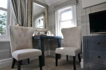 Hotel Tir Y Coed Country House