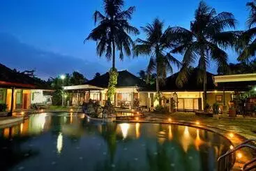 Dewi Sinta Hotel And Restaurant