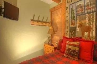 Hotel Double Eagle Condominiums