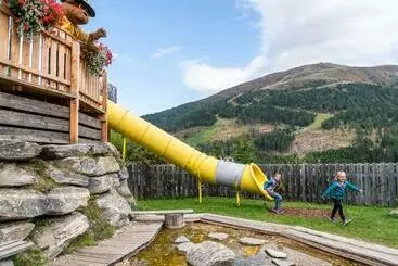 בית מלון כפרי Landal Katschberg