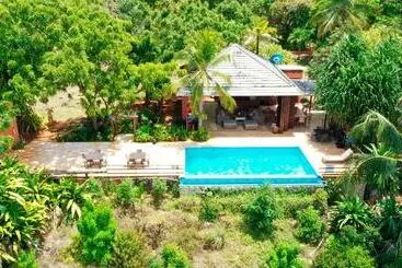 Hotelli On Vacation Acantilado De La Tierra