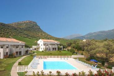 בית מלון כפרי Résidence Odalys Casa D Orinaju