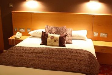 ホテル The Ryles Arms