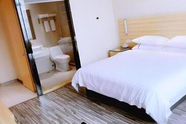 酒店 City Comfort Inn Maoming Gaozhou Yanjiang Dong Road