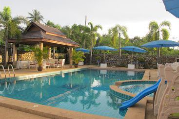 호텔 Baan Tong Tong Pattaya Resort