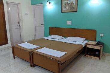 Hotel Farmagudi Residency