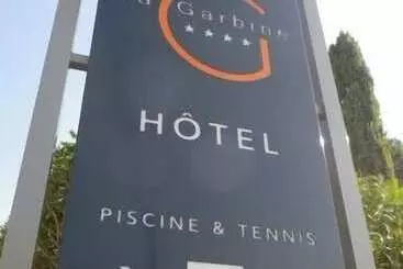 Отель La Garbine