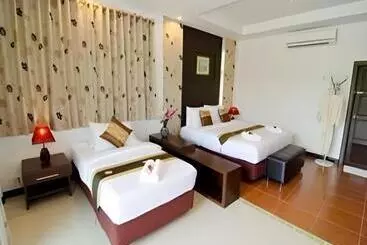 Hotelli Nattha Waree Hot Spring Resort And Spa