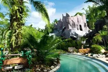 Hotel Nattha Waree Hot Spring Resort And Spa