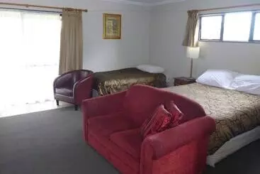 Westport Kiwi Holiday Park & Motels