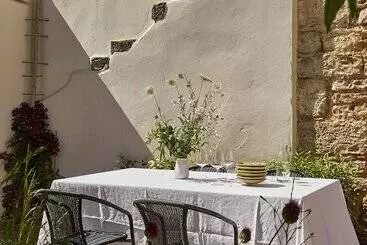 ホテル La Maison De Pommard