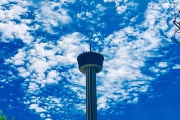 קוטג'' Vibrant Fully Gated 2br/2ba 4 Mins From Downtown