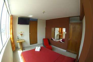 فندق صغير Hostal Las Palmeras