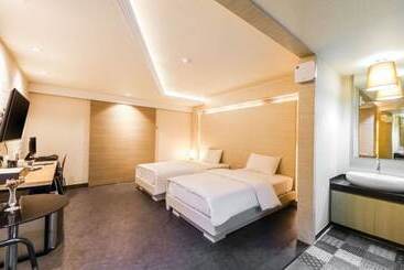 Motel Daegu Seongseo Owall